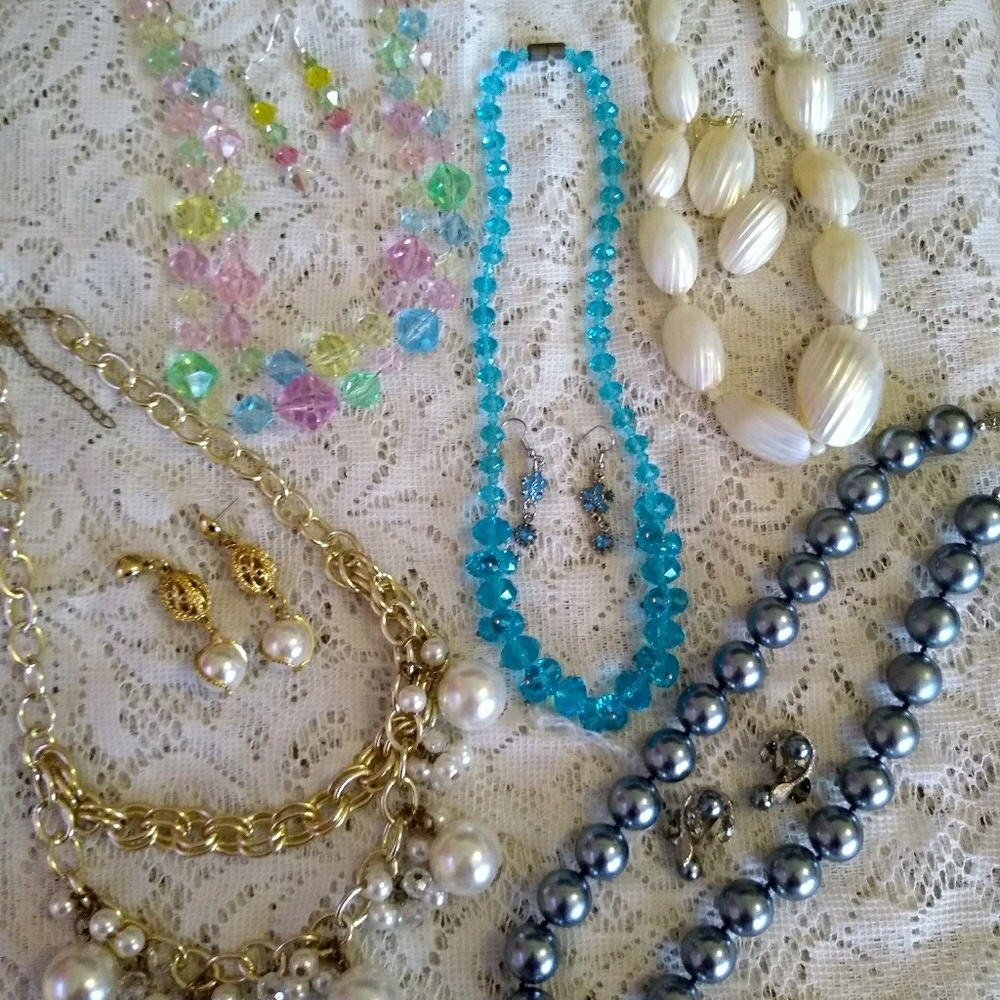 SOLD Lot of 6 vtg necklaces and married earrings